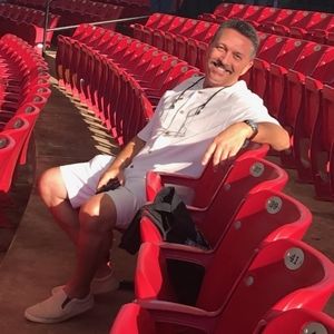 Meet your Posher, Dubya